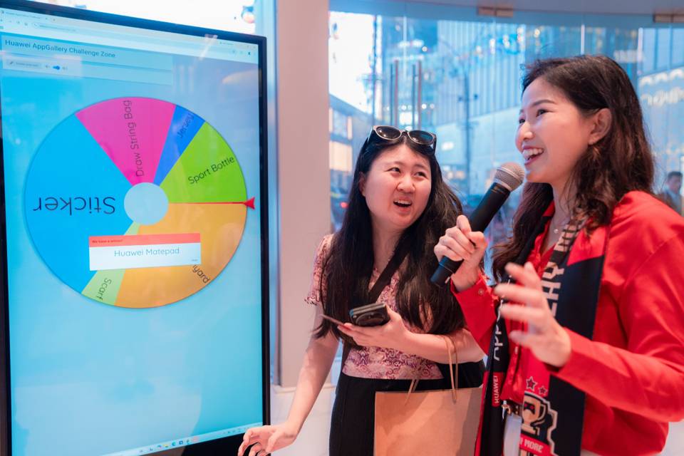 Hosting the AppGallery Challenge Zone prize wheel